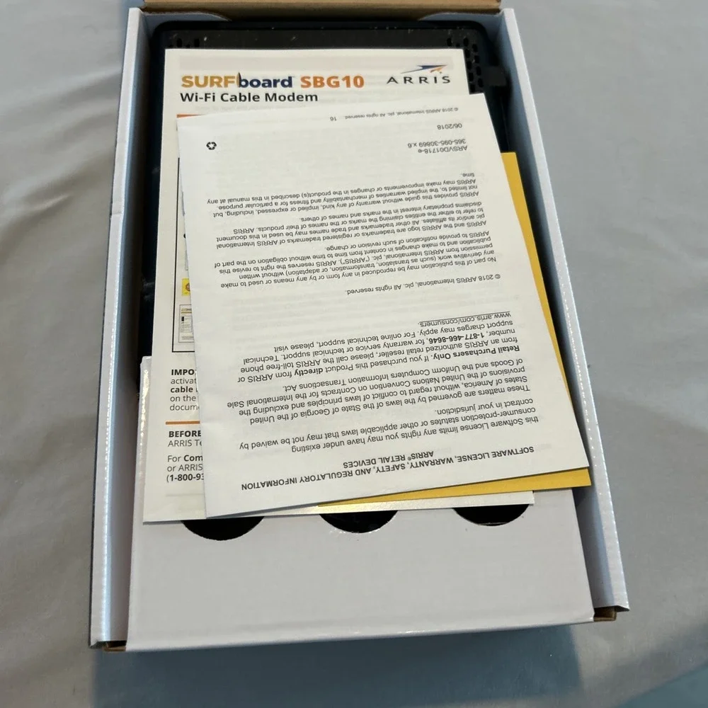 ARRIS Surfboard Docsis 3.0 Cable Modem And AC1600 Dual Band Wi-Fi Router - Picture 3 of 8